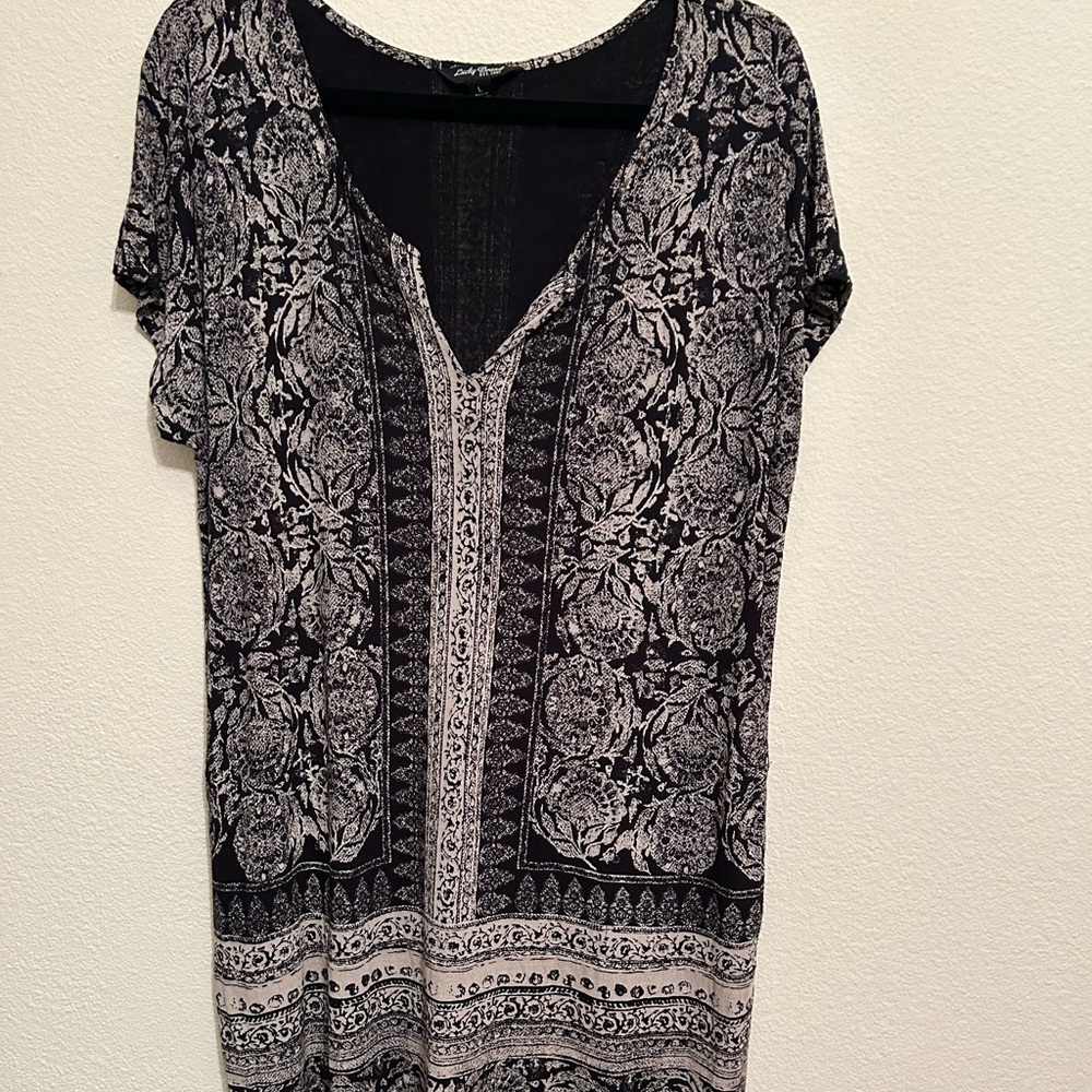 Lucky Brand Black and Cream Patterned V-Neck Dress